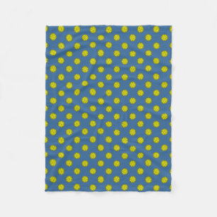 Yellow Blume Ribbon von Kenneth Yoncich Fleecedecke