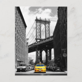 Yellow Cab in der Nähe von Manhattan Bridge, New Y Postkarte