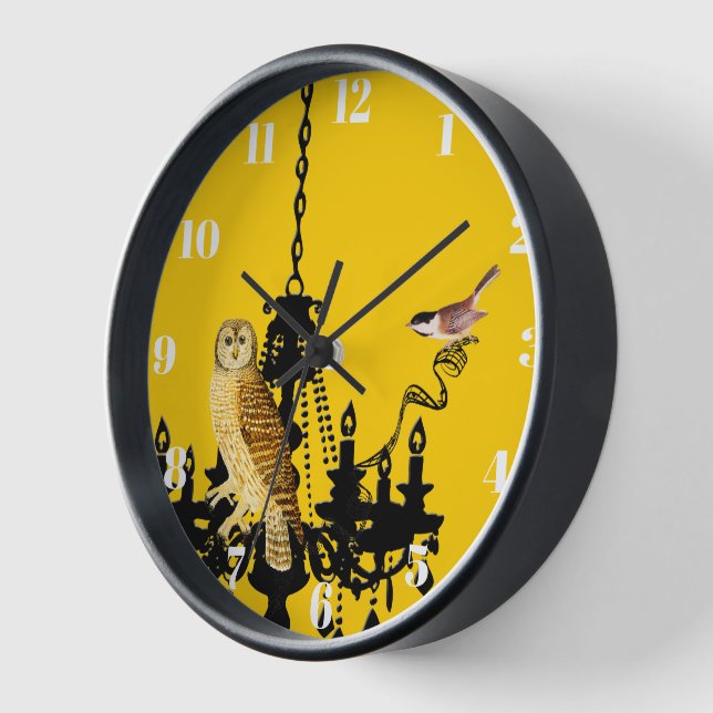 Yellow Chandelier Chickadee Owl Clock Personalisie Wanduhr (Winkel)