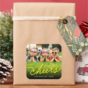 Yellow Cheers Calligraphy Script Foto Holiday Quadratischer Aufkleber