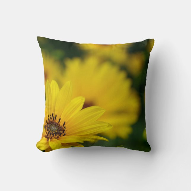 Yellow Daisy Helenium Throw Cushion Kissen (Vorderseite)