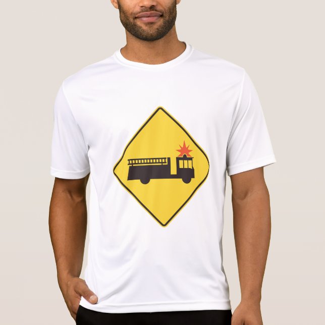 Yellow Fire Truck Warning Sign T-Shirt (Vorderseite)