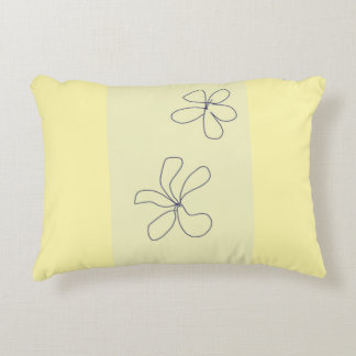 yellow flower pillow dekokissen