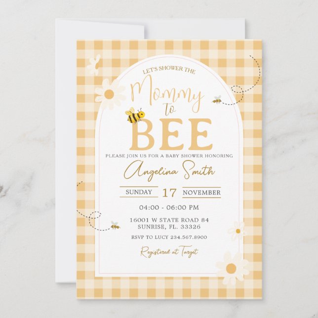 Yellow Gingham Daisy Bee Mommy wird Babydusche Einladung (Vorderseite)