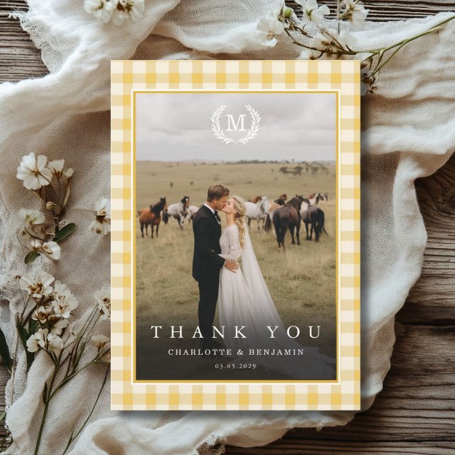 Yellow Gingham Monogram Wappen 2 Foto Dankeskarte (Yellow Gingham Monogram Crest 2 Photo Thank You Card)