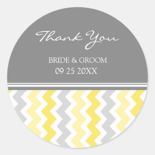 Yellow Grey Chevron Thank You Wedding Favor Tags Runder Aufkleber