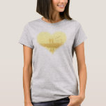 Yellow Heart Beach Hochzeit T-Shirt<br><div class="desc">Ein paar Spaziergänge entlang der Strand Destination Tropical Misty Yellow Elegance Heart Beach Hochzeit Liebe T - Shirt. Ideal für die Hochzeit eines tropischen Kreuzfahrtschiffes.</div>