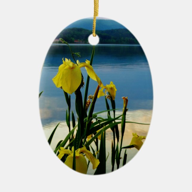 Yellow Iris am Lake Shore Keramikornament (Vorne)