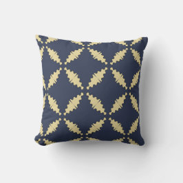 Yellow Leaf Throw Pillow for Modern Cozy Vibes Kissen
