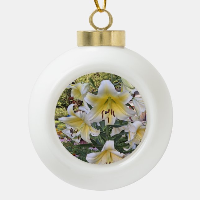 Yellow Lilly Keramik Kugel-Ornament (Vorderseite)
