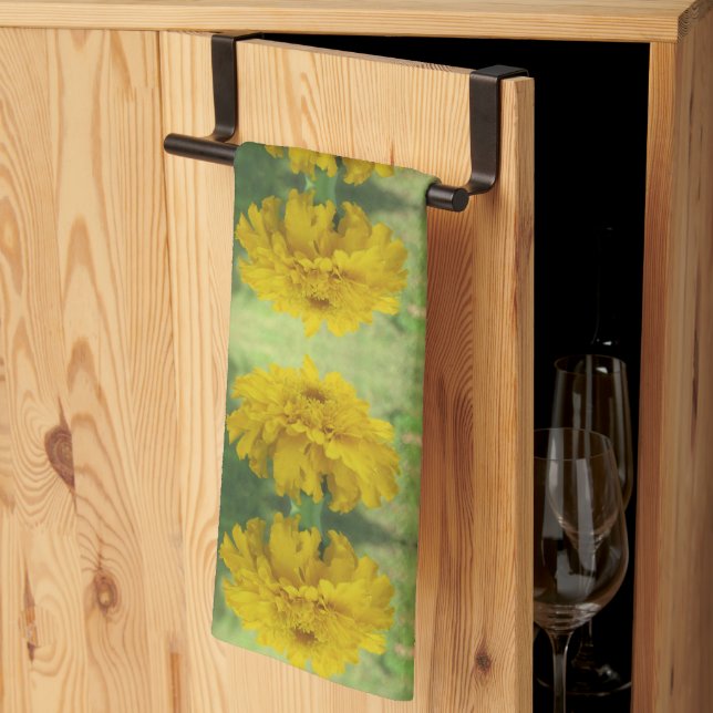 Yellow Marigold Floral Kitchen Handtücher (Drittel gefaltet)