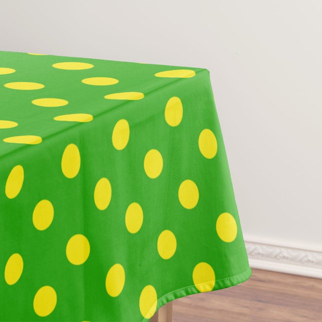 Yellow On Green Polka Dots Pattern Design  Tischdecke (Von Creator hochgeladen)