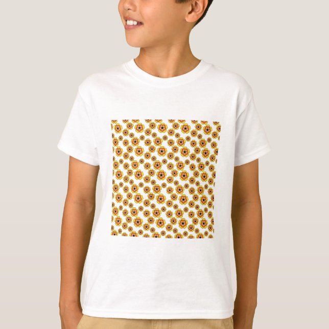 Yellow Orange Flowers Pattern T-Shirt (Vorderseite)
