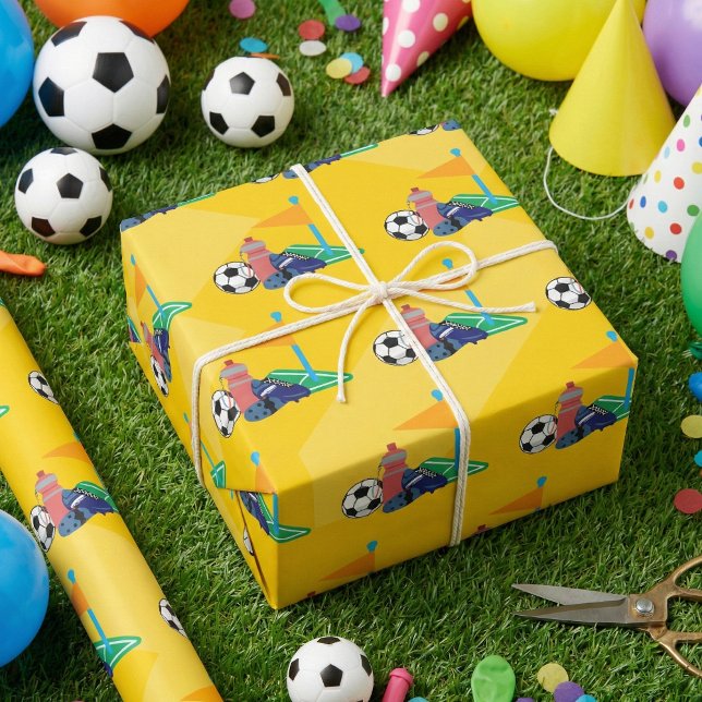 Yellow Palyful Soccer Ball Sports Geburtstag Geschenkpapier (Von Creator hochgeladen)