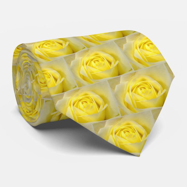 Yellow Rose Closeup Neck Tie Krawatte (Gerollt)