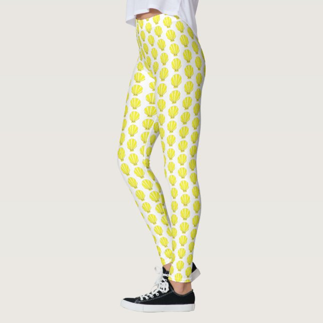 Yellow Scallop Sea Muschel Seashell Beach Ocean Leggings (Links)