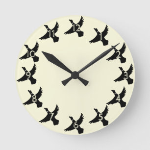 Yellow Silhouette Flying Runde Wanduhr