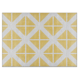 Yellow Trendy Triangle Pattern Schneidebrett