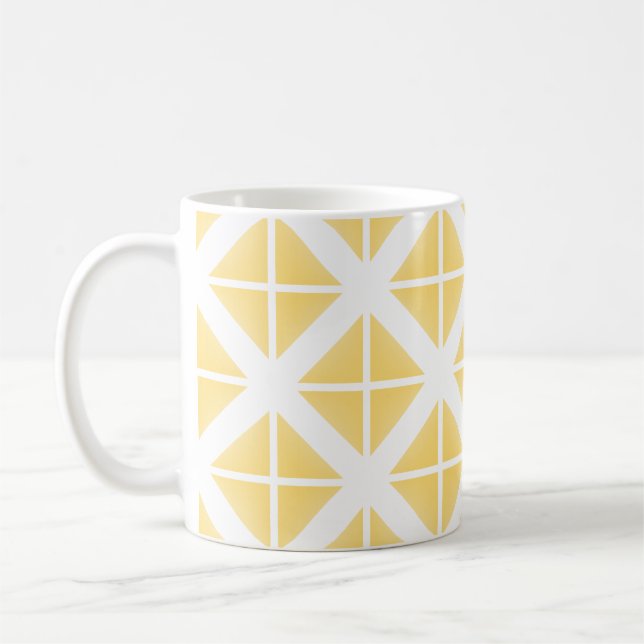 Yellow Trendy Triangle Pattern Tasse (Links)