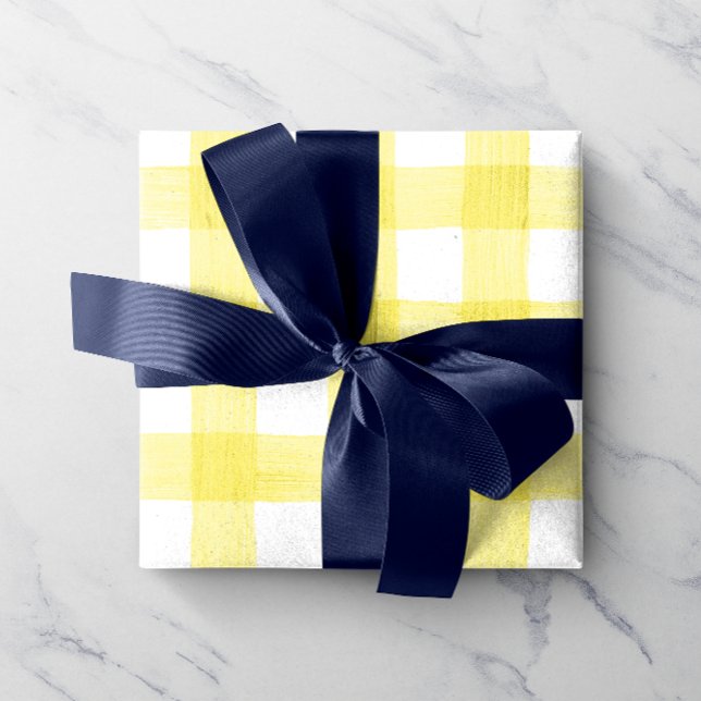 Yellow Watercolor Gingham Wrapping Paper Geschenkpapier (Von Creator hochgeladen)