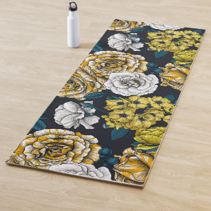 Yellow, White and Bi-Color Rosa with Blue Leaves Yogamatte