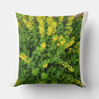 Yellow Wildflower Garden Decorative Pillow Kissen
