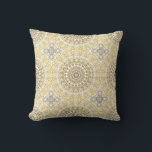 Yellows und White Mandala Kaleidoscope Medallion Kissen<br><div class="desc">Ich nenne dieses Design: Amberly</div>