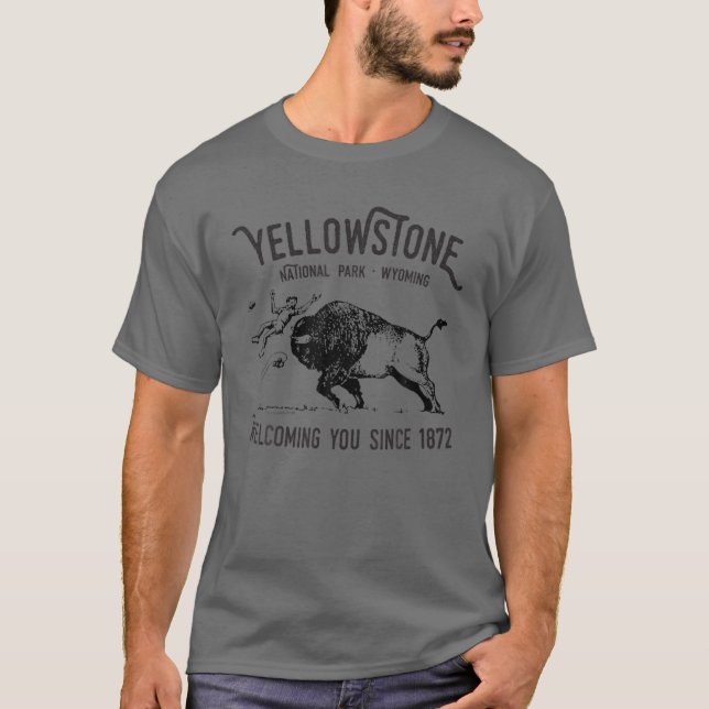 Yellowstone Bison Toss Nationalpark Wyoming T-Shirt (Vorderseite)