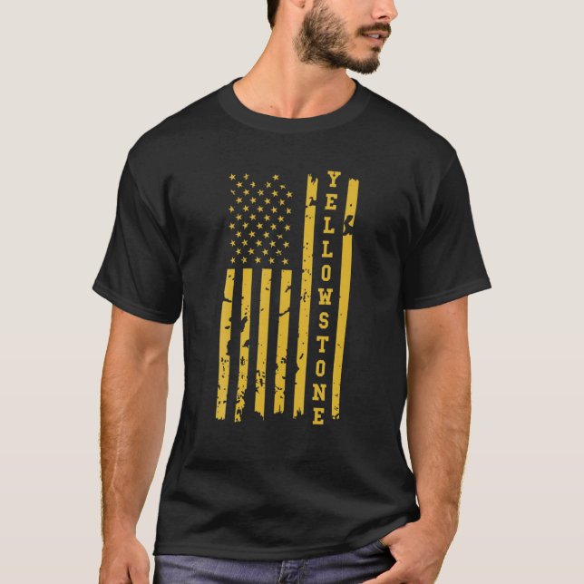 Yellowstone Distressed American Flag T-Shirt (Vorderseite)