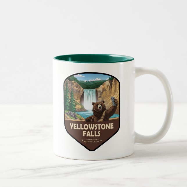 Yellowstone Falls Bear Selfie Shield Zweifarbige Tasse (Rechts)