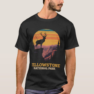 YELLOWSTONE NATIONAL PARK EST. 1872 Wyoming USA Mo T-Shirt