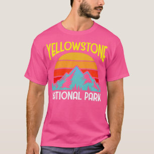 Yellowstone Nationalpark Funny Sunset Camping Gif T-Shirt