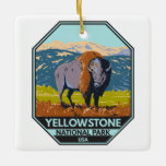 Yellowstone Nationalpark Nordamerikanisches Bison Keramikornament<br><div class="desc">Yellowstone Vektorgrafik Design. Der Park verfügt über dramatische Schluchten,  alpine Flüsse,  üppige Wälder,  heiße Quellen und wilde Geysire,  einschließlich seiner berühmtesten,  Alten Treue.</div>