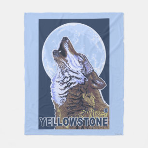YellowstoneHowling Wolf Fleecedecke