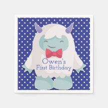 Yeti feiert Jungen abscheulichen Schneemann Geburt