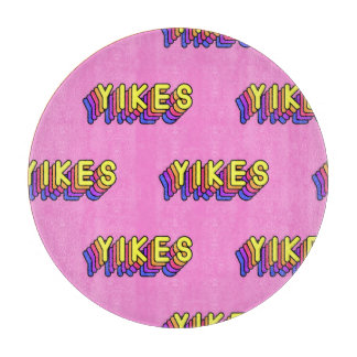 Yikes Words: Rosa Vintages Hintergrundbild. Schneidebrett