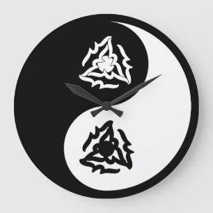 Yin und Yang-Zeichen in Schwarzweiß Große Wanduhr