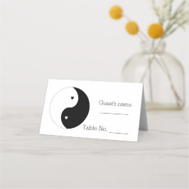 Yin Yang Black and White Hearts Design Wedding Platzkarte