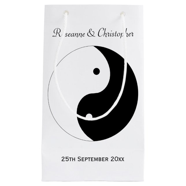 Yin Yang Black and White Wedding Kleine Geschenktüte (Vorderseite)