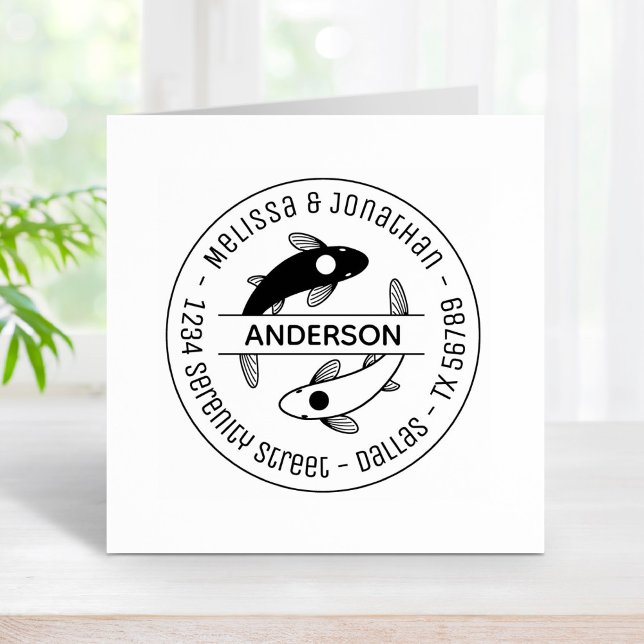 Yin-Yang Fish Couple Family Round Address 3 Gummistempel (Von Creator hochgeladen)