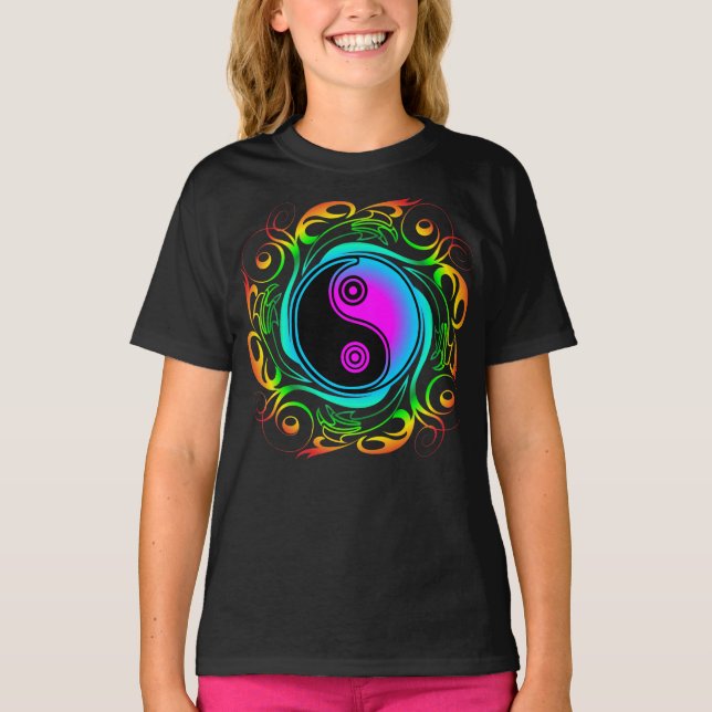 Yin Yang Psychedelic Rainbow Tattoo T-Shirt (Vorderseite)