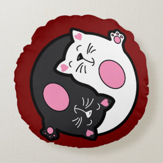 Yin Yang Schlafende Katzen in Schwarz und Weiß  Rundes Kissen
