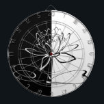 Yin Yang Schwarz-weiß Lotus Blossom Dartscheibe<br><div class="desc">You are viewing The Lee Hiller Fotogray Art and Designs Collection of Home and Office Decor,  Apparel,  Ohrs and Collectibles. The Designs inklusive Lee Hiller Fotogray and Mixed Media Digital Art Collection. You can view her Nature fotogray at http://HikeOurPlanet.com/ and follow her hiking blog within Hot Springs National Park.</div>