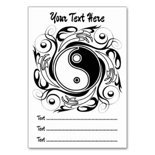 Yin & Yang Symbol Schwarz-Weiß-Tätowierungsstil Tischnummer