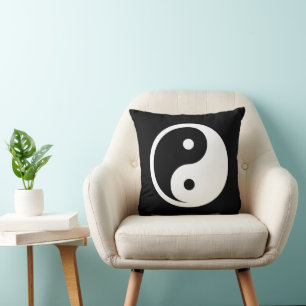 Yin Yang Symbol - solide Tätowierung-Design 2 Kissen