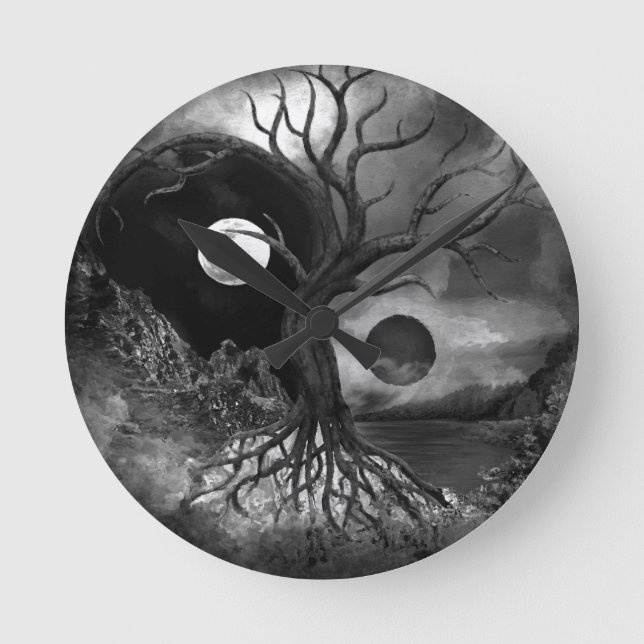 Yin Yang Tree Landschaft Schwarz-Weiß Runde Wanduhr (Vorderseite)