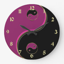 Yin Yang Uhr im Schwarzen und im Pink mit Gold