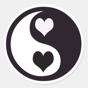 Ying und Yang Black and White Hearts Runder Aufkleber