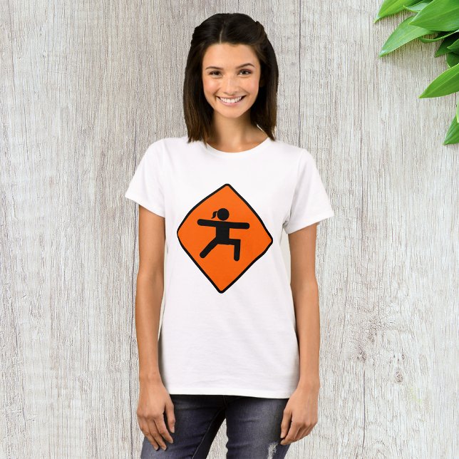 Yoga Crossing Sign Warrior Pose Strichmännchen T-Shirt (Von Creator hochgeladen)
