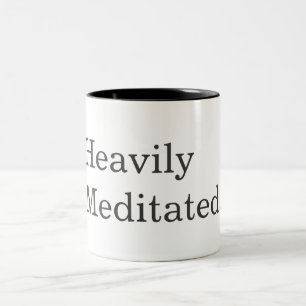 Yoga-Fitness stark meditiert Zweifarbige Tasse